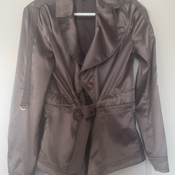 Gorgeous chocolate wrap jacket for work or casual dinner. Size 8 WHBM - Picture 1 of 4
